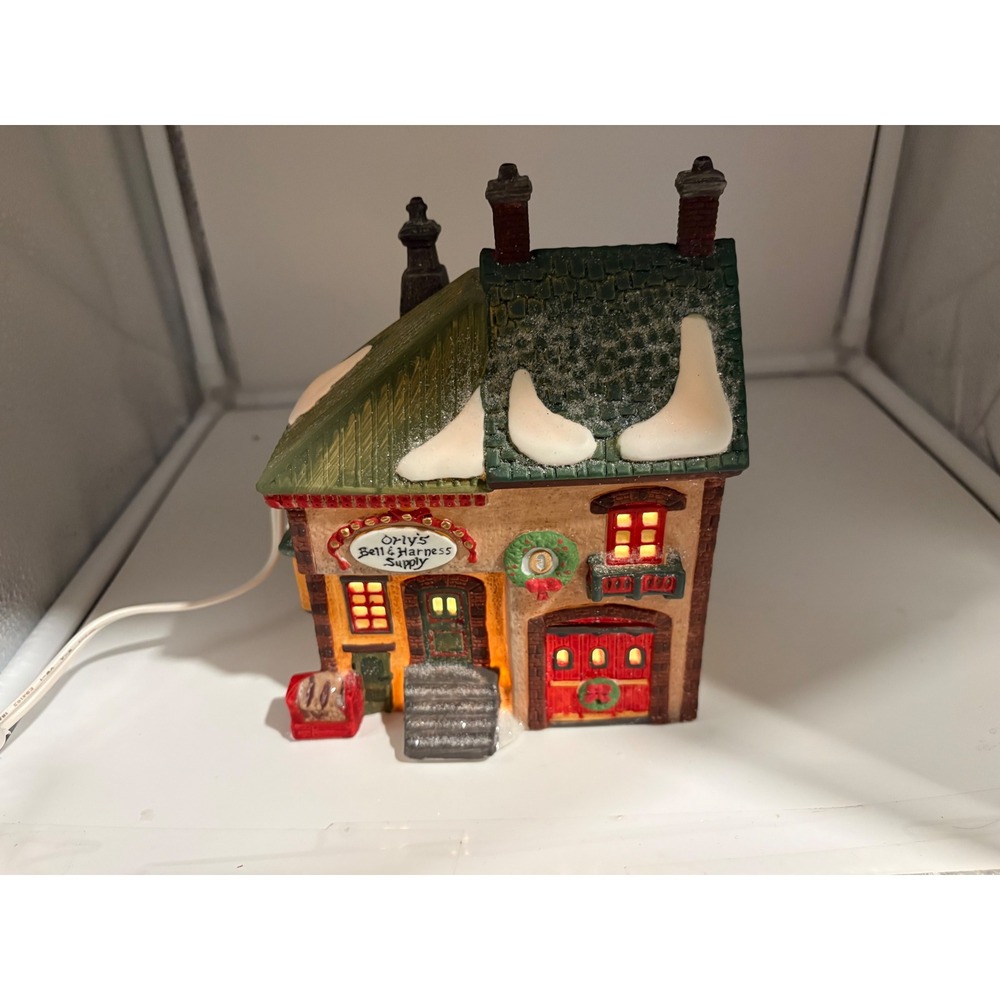 VTG Dept 56 North Pole Orly's Bell & Harness Supply 56219 Retired Lighted W/Box